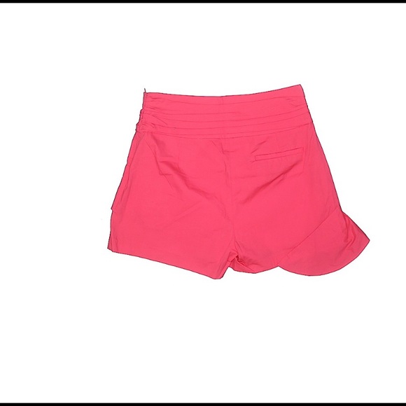 Zara shorts size L NWT hot pink color. - Picture 2 of 2